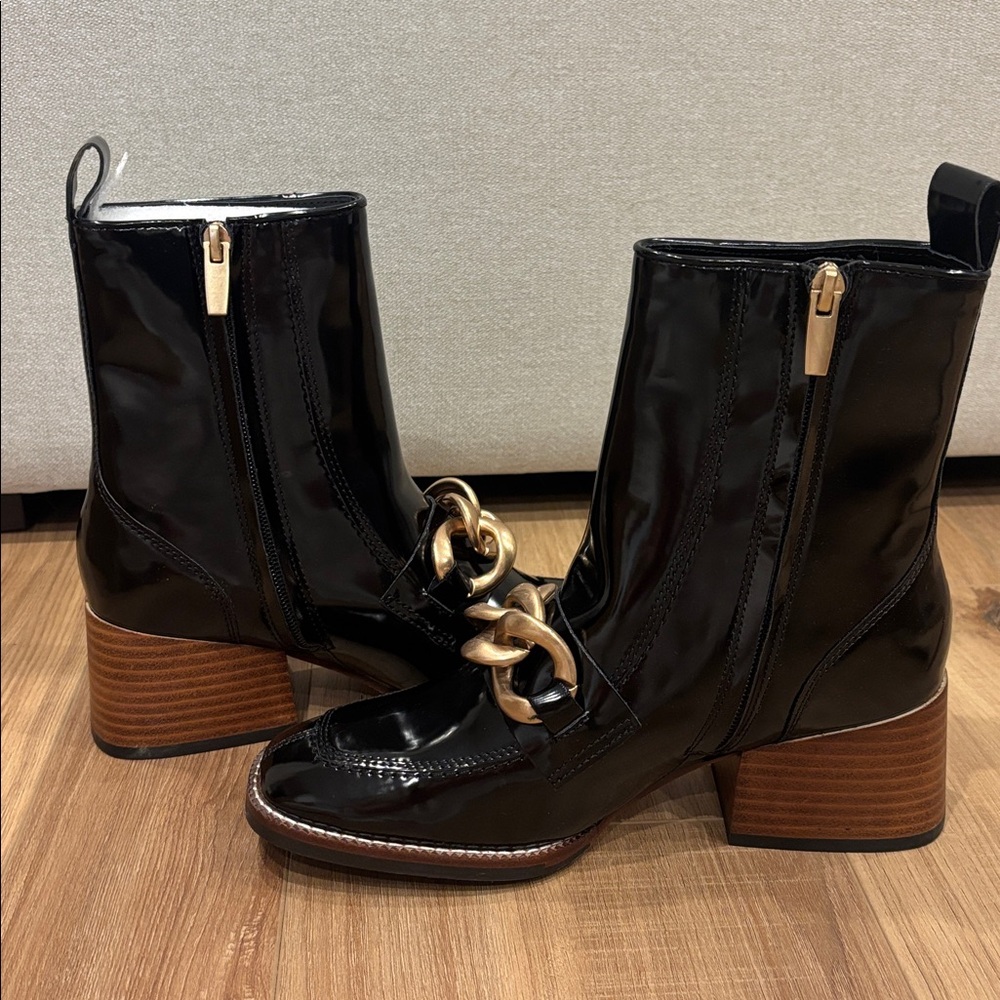 **NIB** Steve Madden Loreen Boots